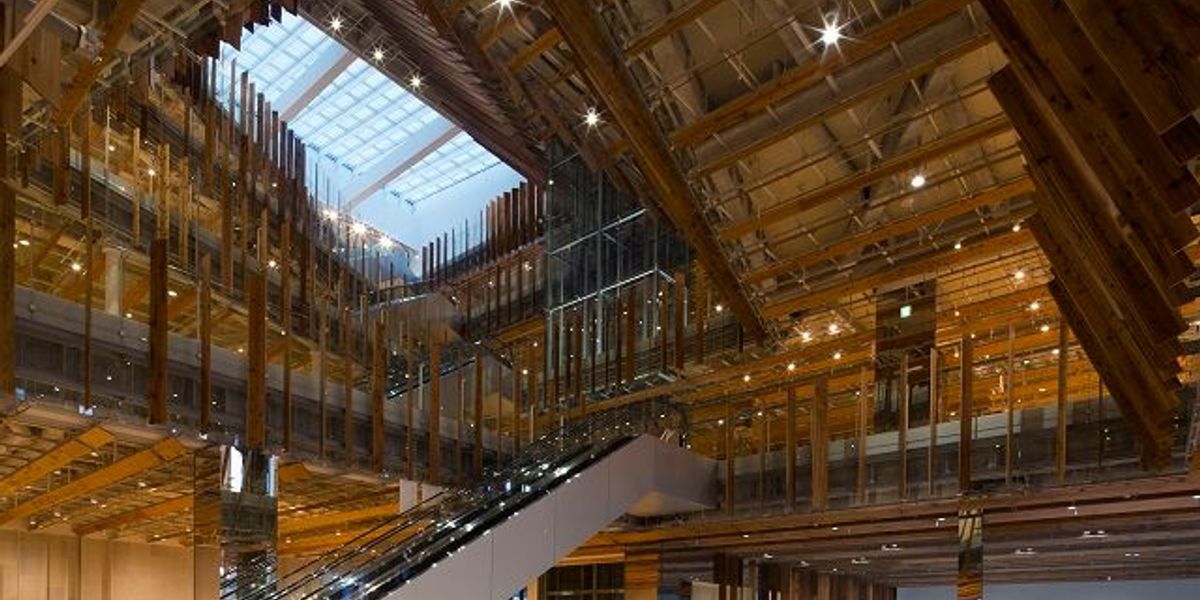 インタビュー】富山が誇るガラス文化を、もっと世界へ ／富山市ガラス