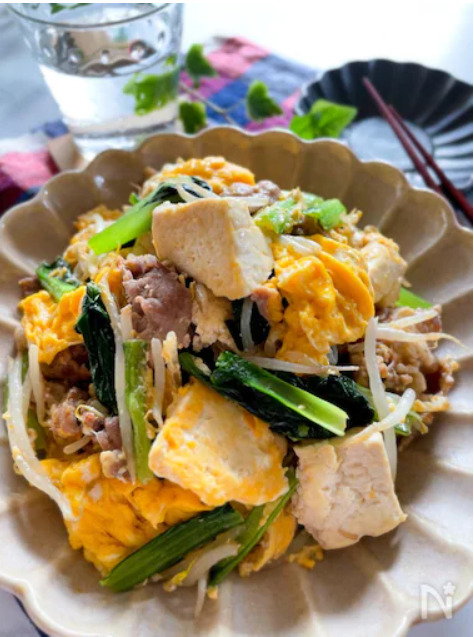 簡単夕食レシピ:小松菜ともやしのチャンプルー